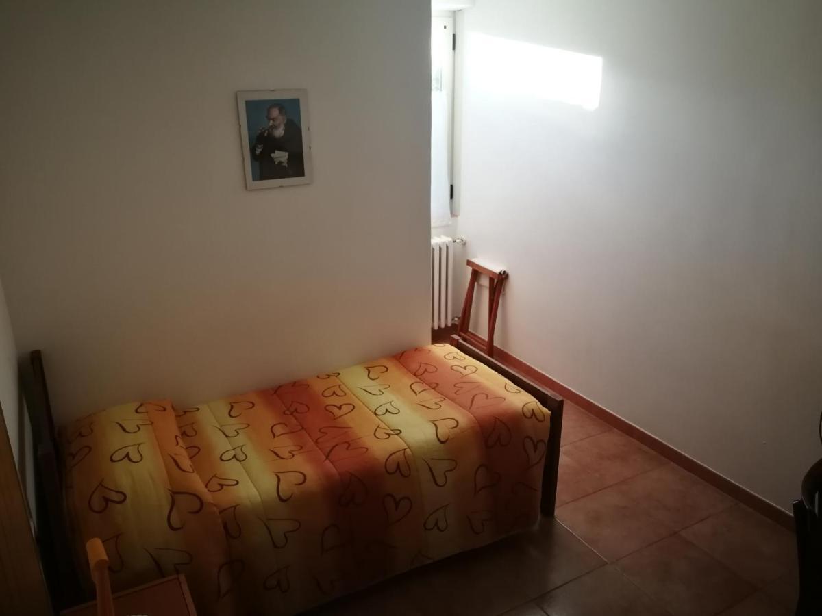B&B Leggieri Villa Siria Сан-Джованни-Ротондо Экстерьер фото